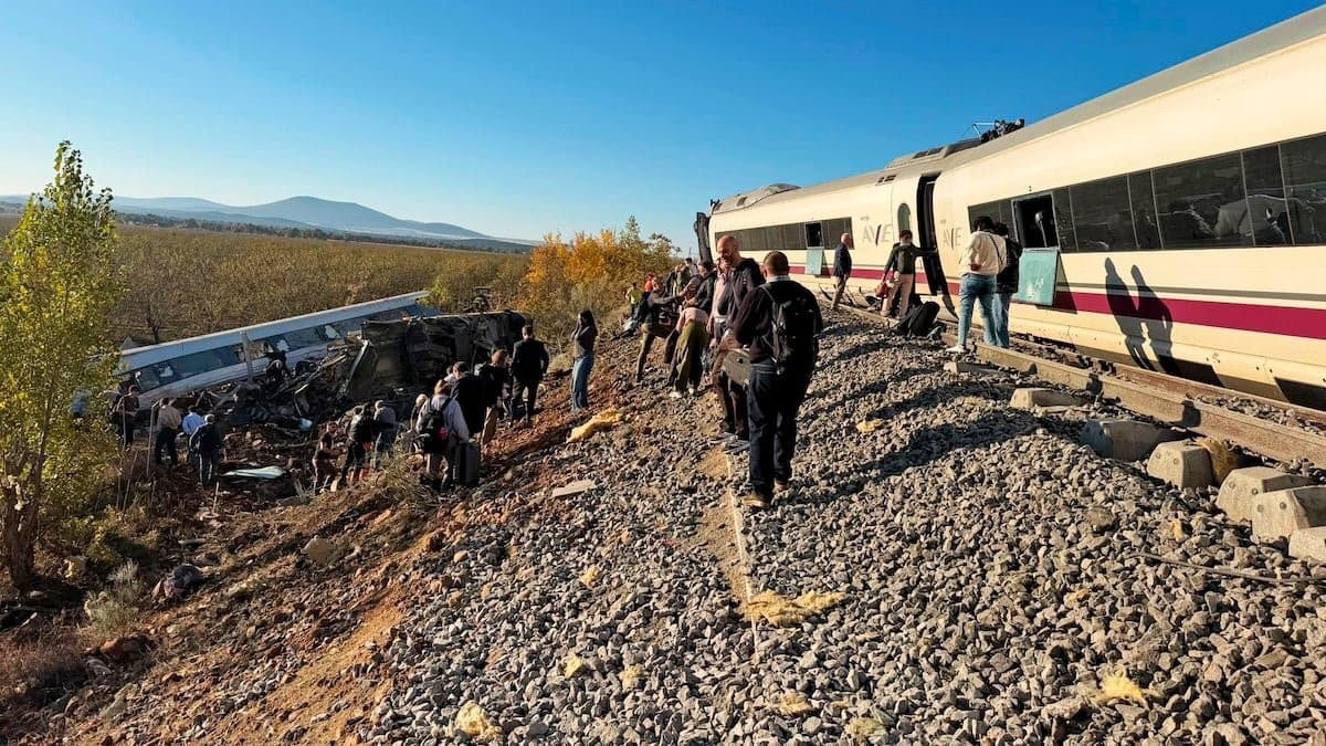 Drame ferroviaire en Espagne: «Des gens projetés»: un passager raconte l’horreur, juste après le choc