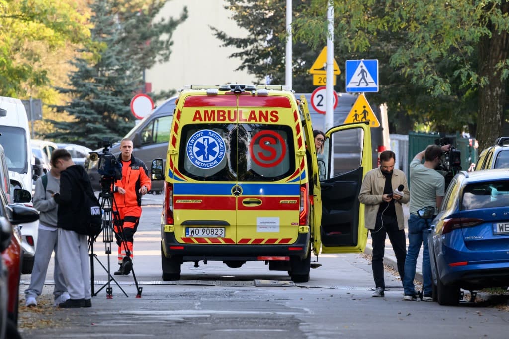 Violences en Pologne: Une nouvelle attaque au couteau fait un mort dans une école