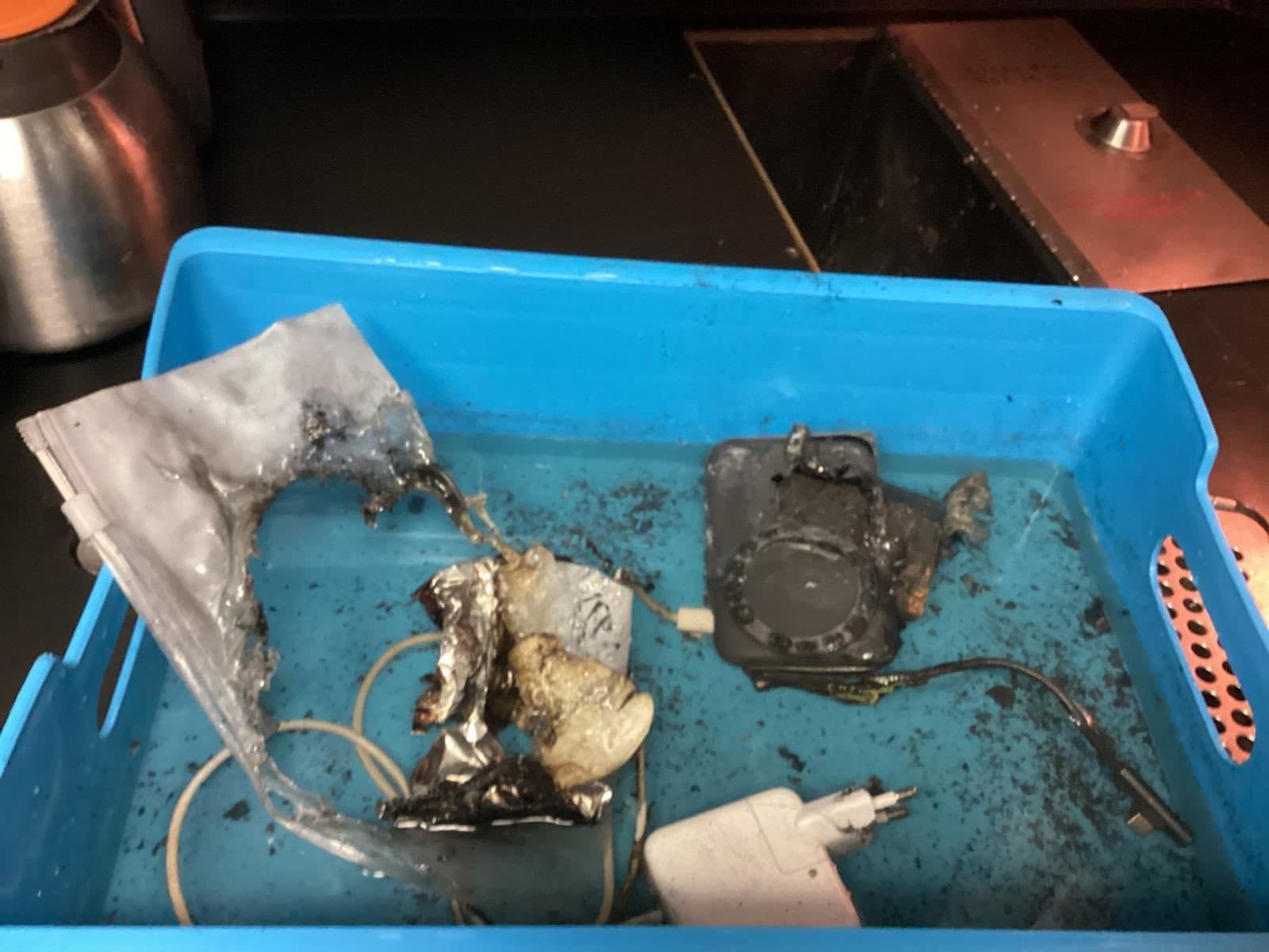 Entre Amsterdam et Curaçao: L’ancien PDG de KLM aurait provoqué un incendie en vol avec sa batterie