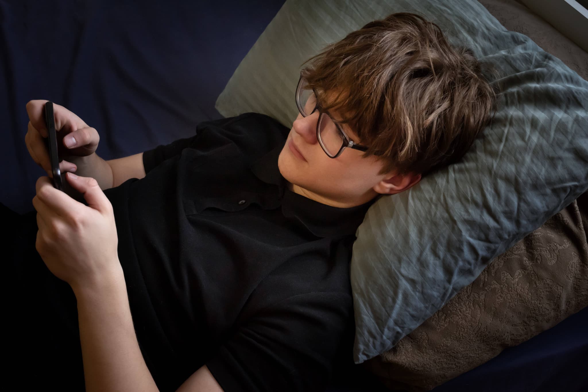 Réseaux sociaux: Quasi tous les ados britanniques comptent contourner le couvre-feu