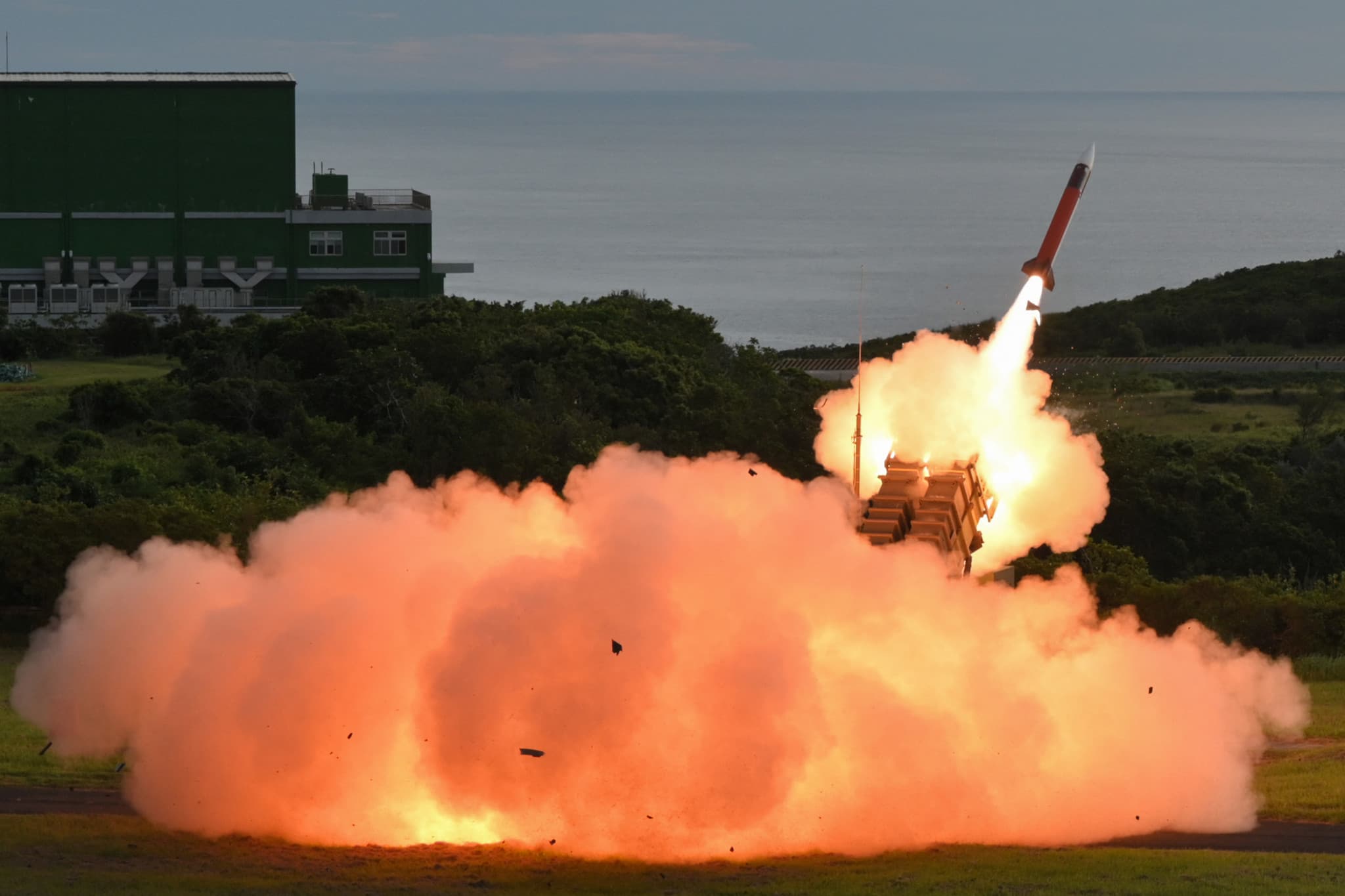 Course aux armements: L’Australie acquiert 450 missiles américains malgré des stocks sous tension