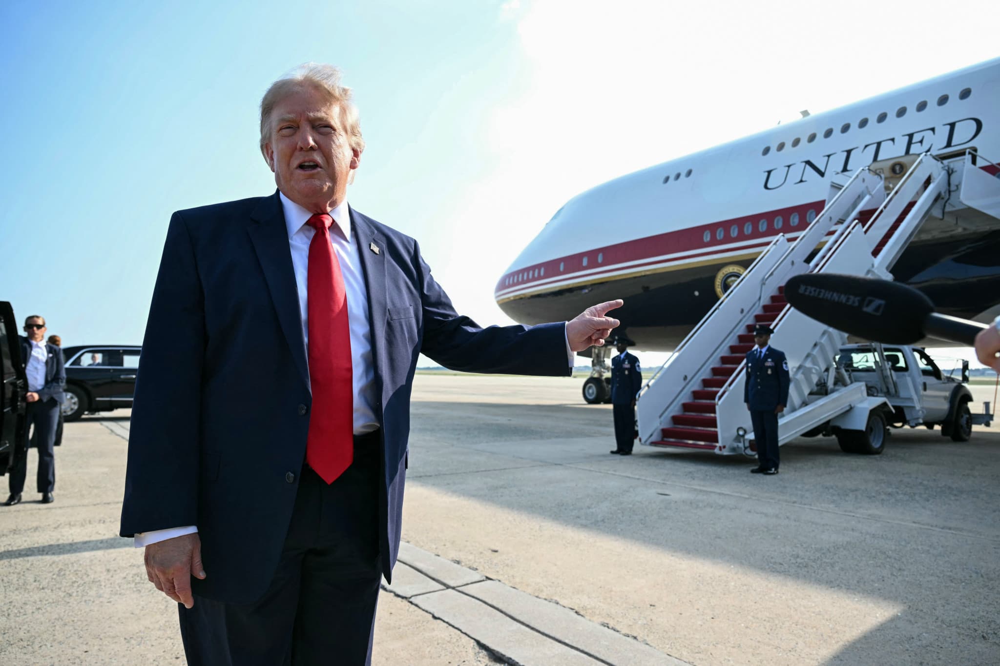 Sécurité présidentielle: Trump renvoie au hangar l’Air Force One offert par le Qatar