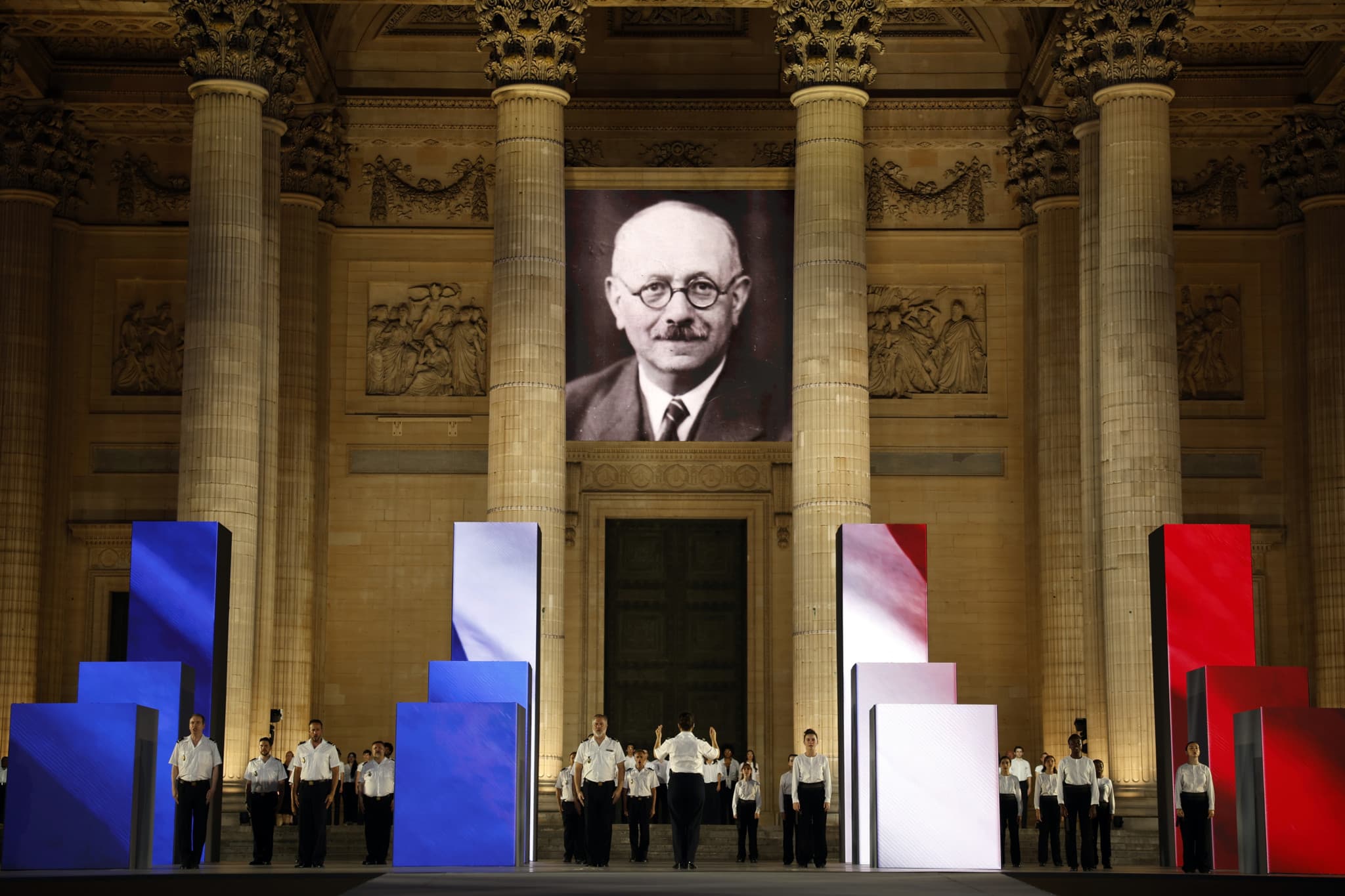 Deuxième Guerre mondiale: Marc Bloch entre au Panthéon, Macron en profite pour tacler l’extrême droite