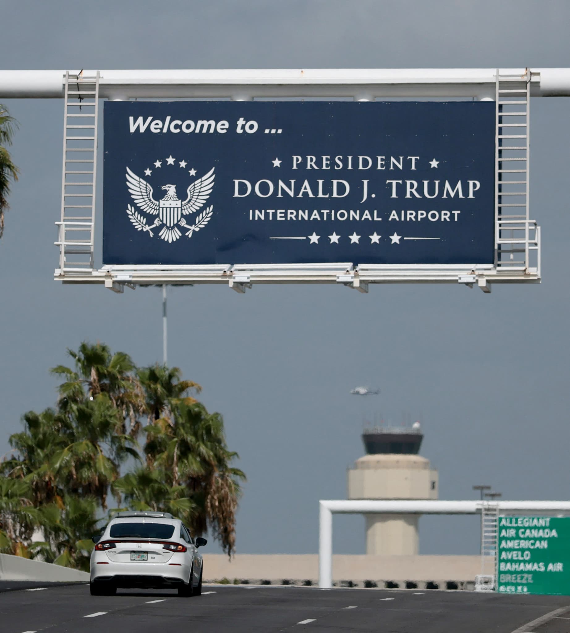 En Floride: L’aéroport de Palm Beach rebaptisé au nom de Donald Trump