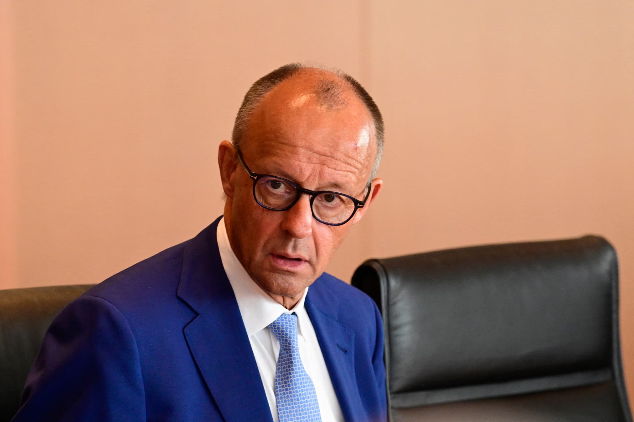 Friedrich Merz à Kiev: «Si la Russie n’est pas stoppée, sa machine de guerre se retournera contre nous»