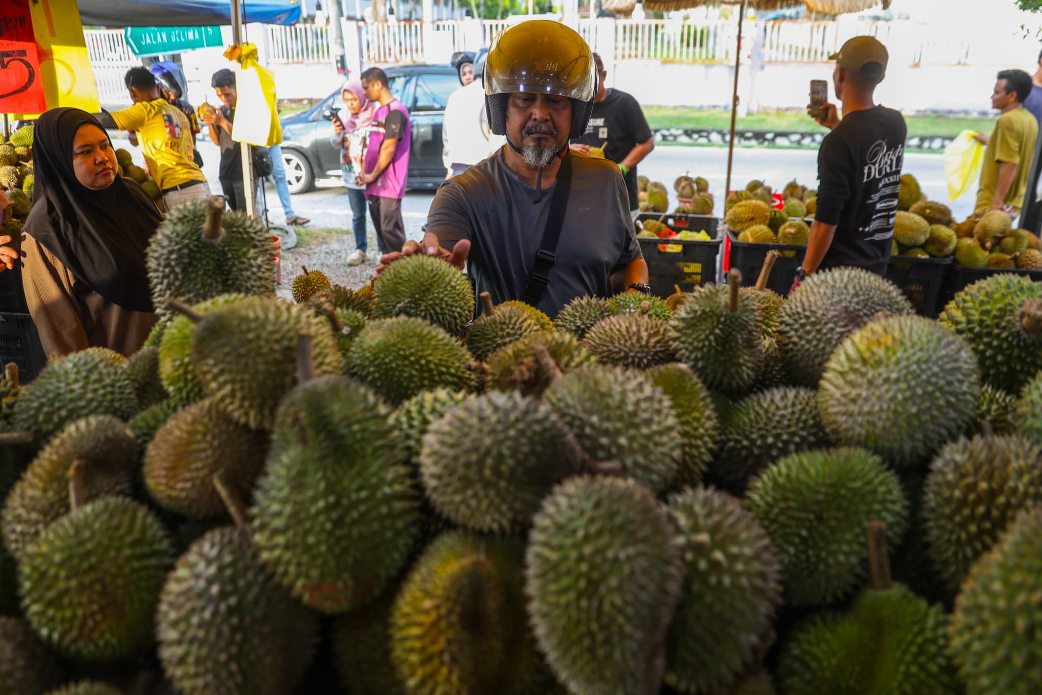 Récolte record: L’Asie noyée sous des tonnes de durians, le «fruit qui pue»