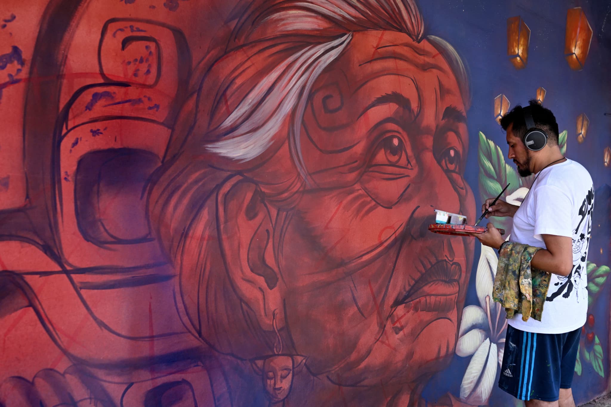 Festival Pigmen Trip au Salvador: Des graffeurs reprennent les murs autrefois marqués par les gangs