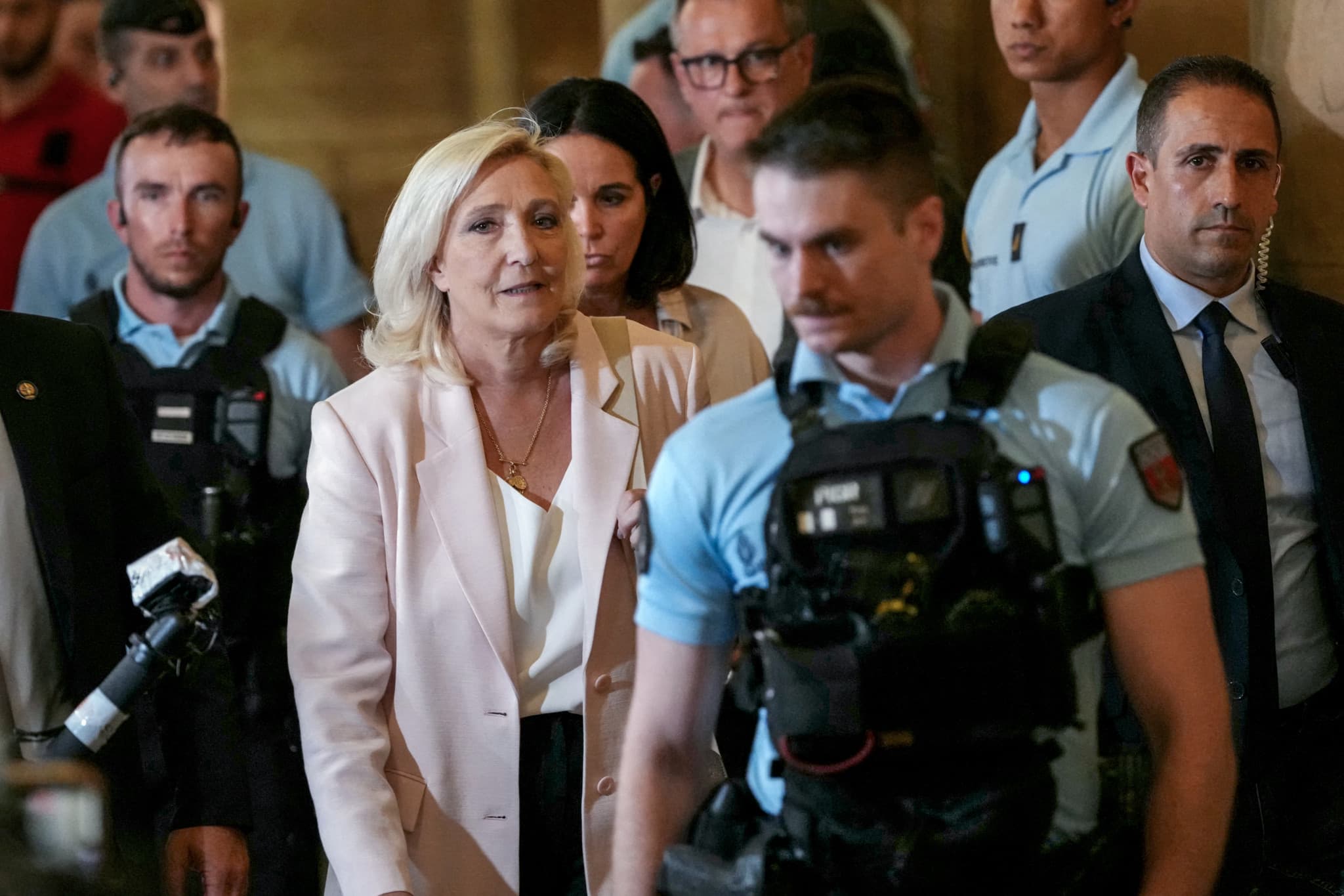 Le Pen, Trump, Farage…: Pourquoi les condamnations ne font plus de mal à l’extrême droite