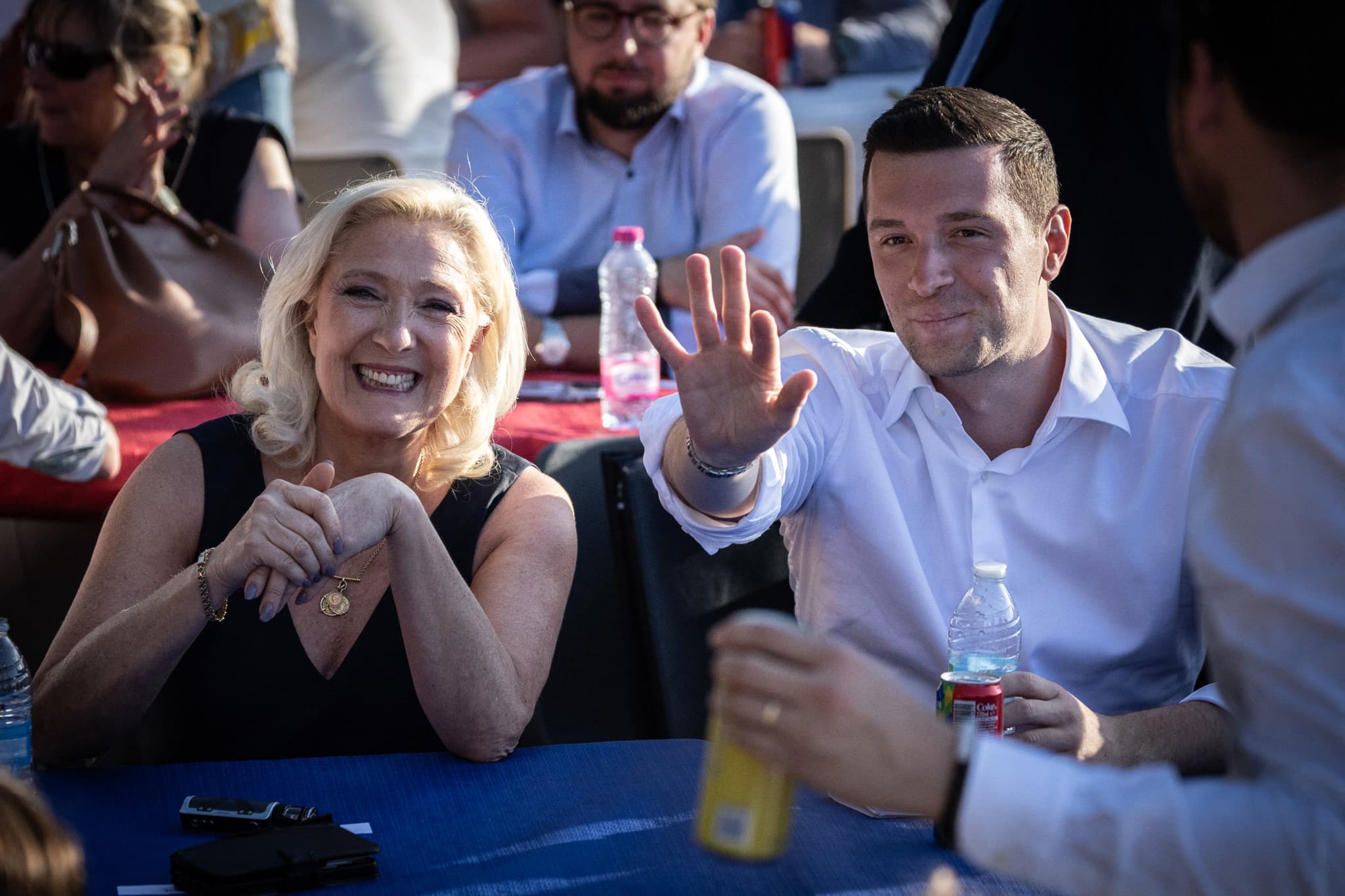 Présidentielle française 2027: Le Pen ou Bardella? Leurs adversaires politiques retiennent leur souffle