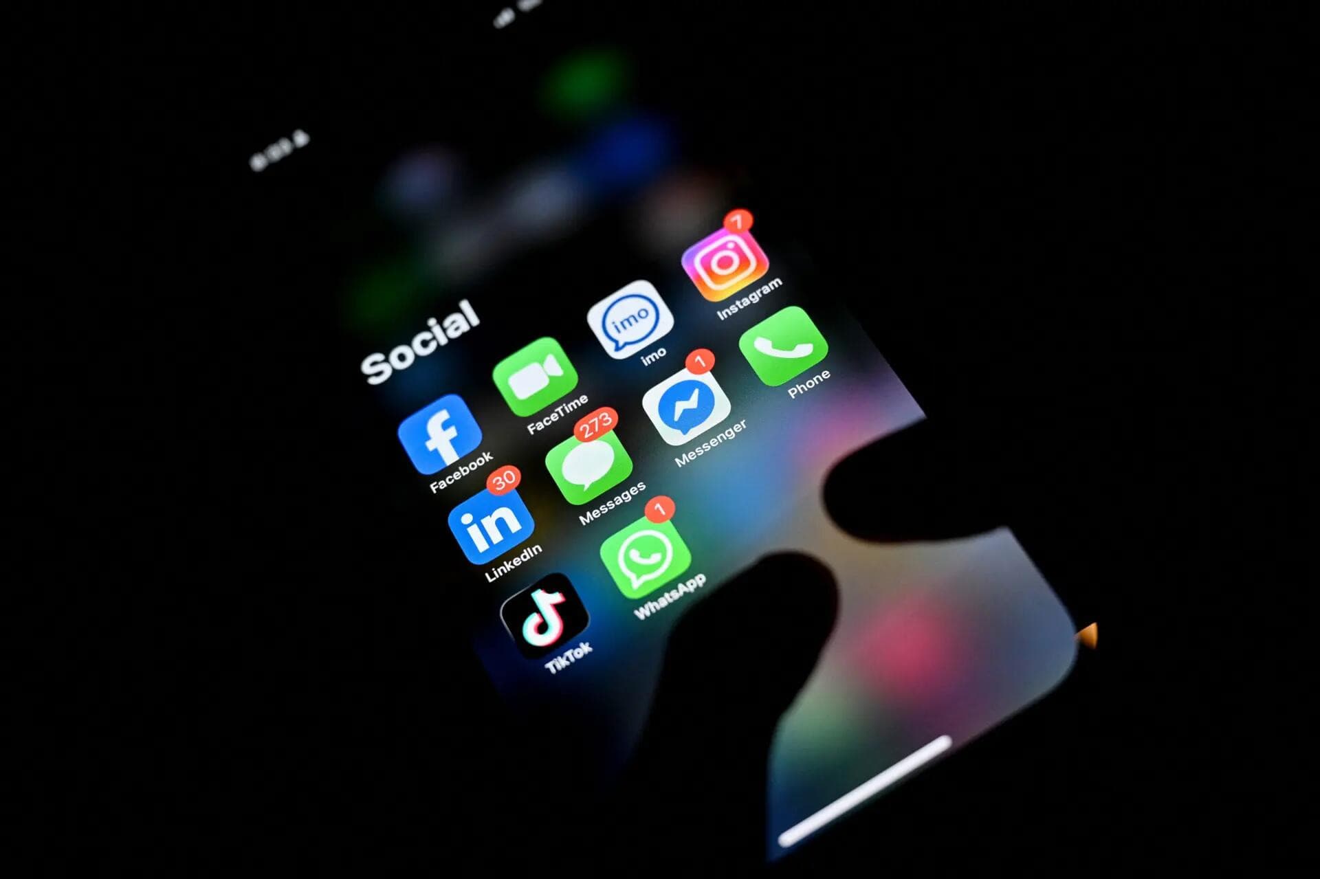 Réseaux sociaux: La méthode de vérification de l’âge de TikTok dans le viseur de Londres