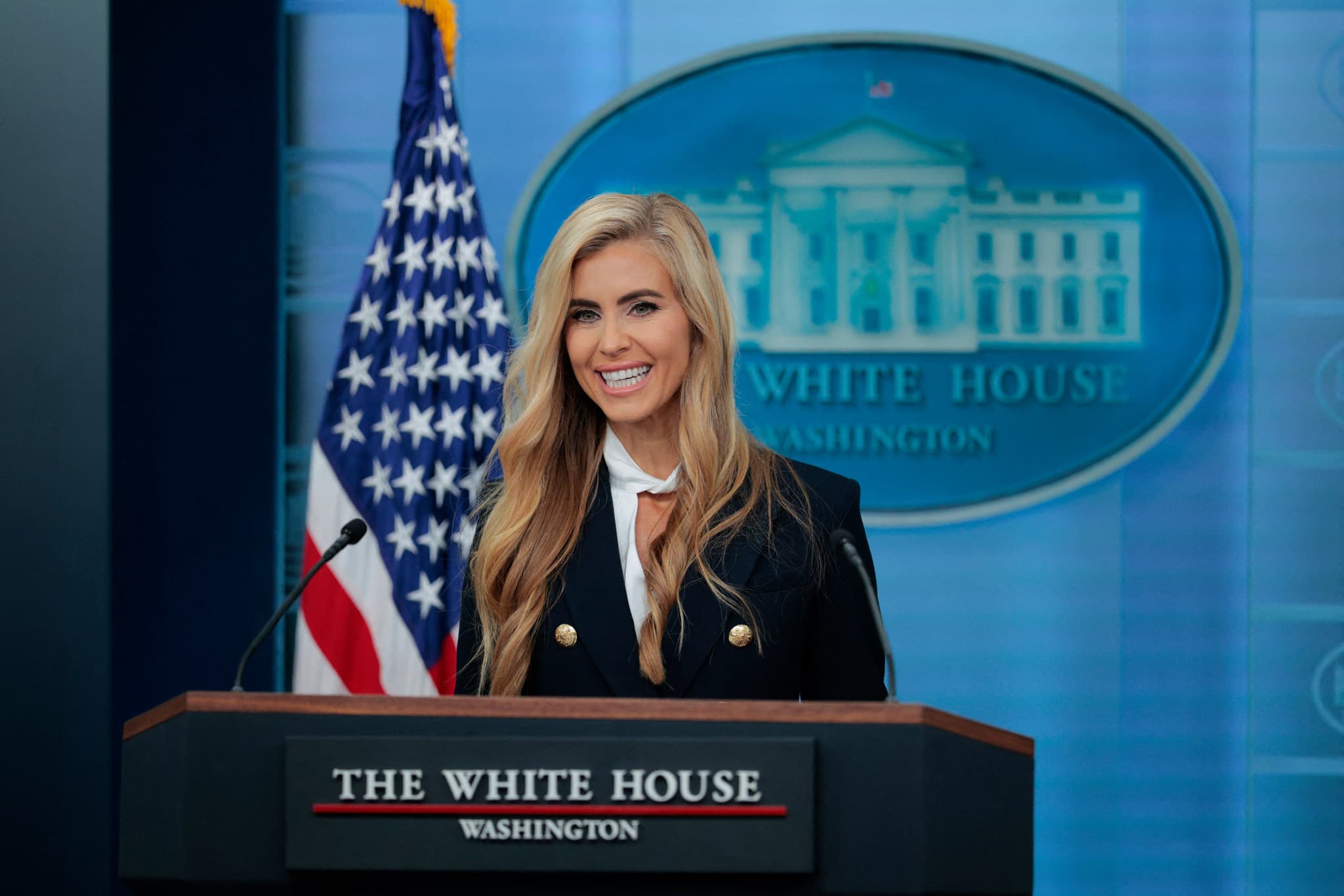 Nouvelle recrue à la Maison-Blanche: La nouvelle porte-parole de Trump défend son titre d’avocate