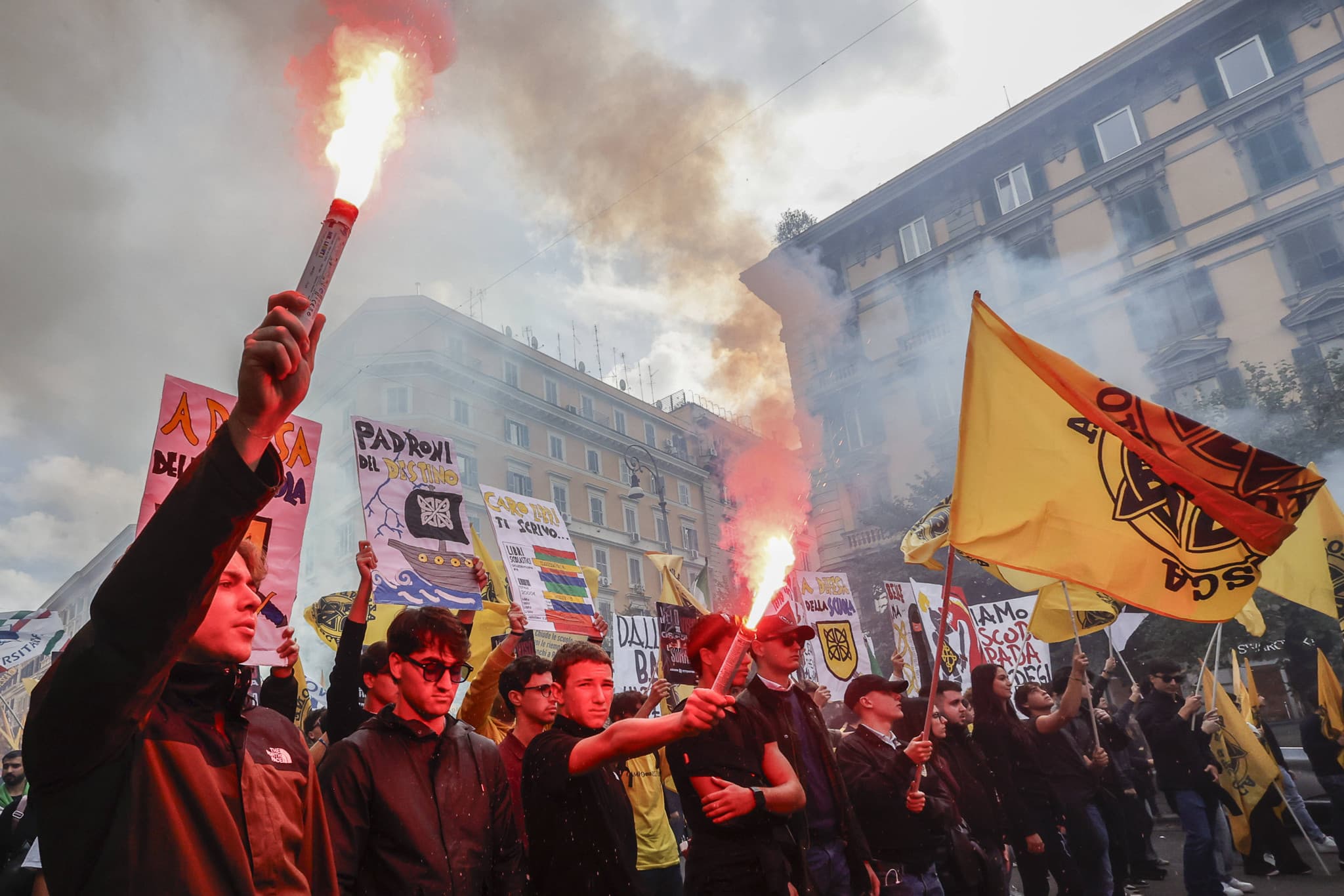 Italie sous tension: Rome et Milan déploient un dispositif massif avant les manifestations
