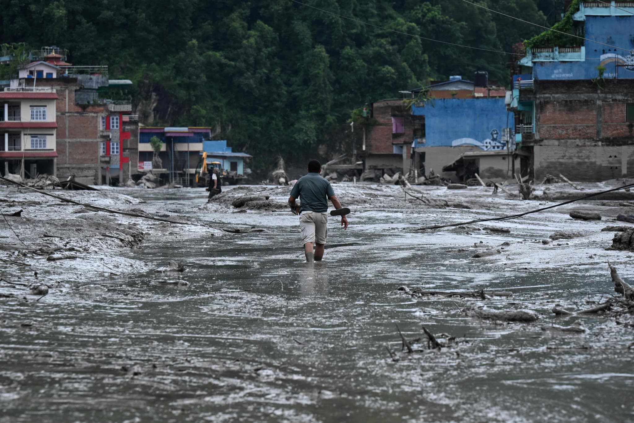 Népal et Tibet: La crue dévastatrice fait au moins 165 morts et plus de mille disparus