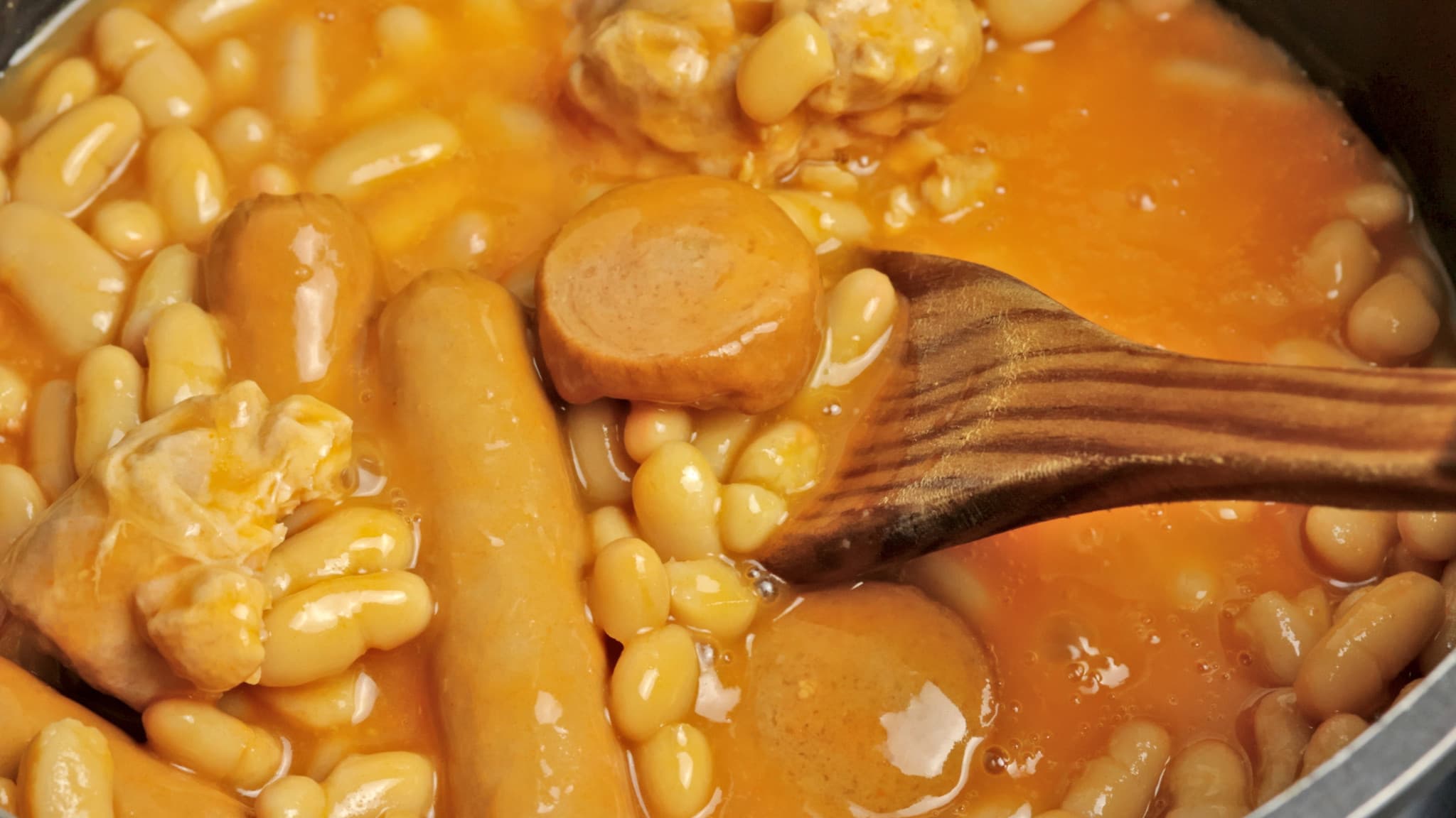 Douane en Australie: Une Française écope de 2545 francs d’amende pour une boîte de cassoulets