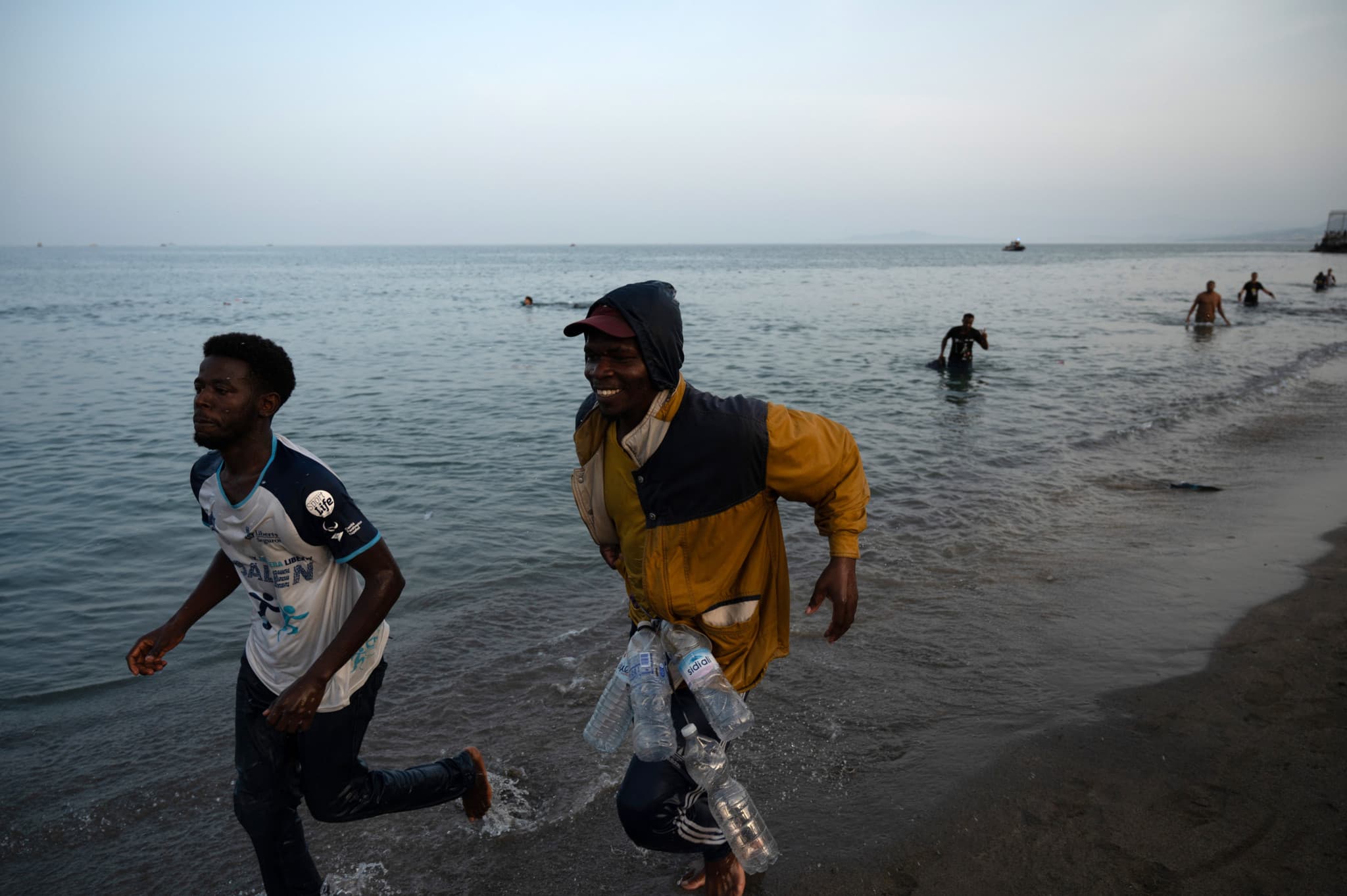 Crise migratoire à Ceuta: Meta et TikTok s’engagent à combattre la désinformation