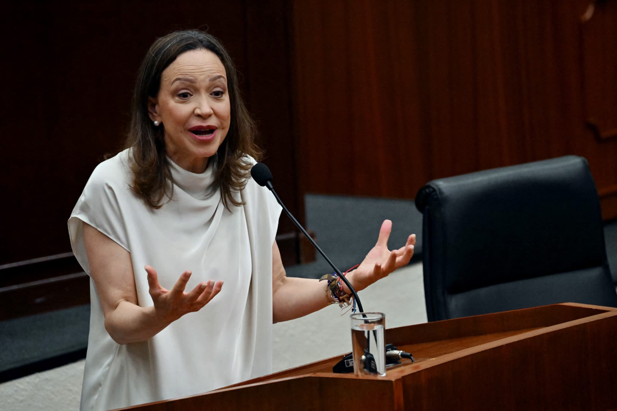 Crise au Venezuela: Washington assure ne pas empêcher le retour de l’opposante Machado