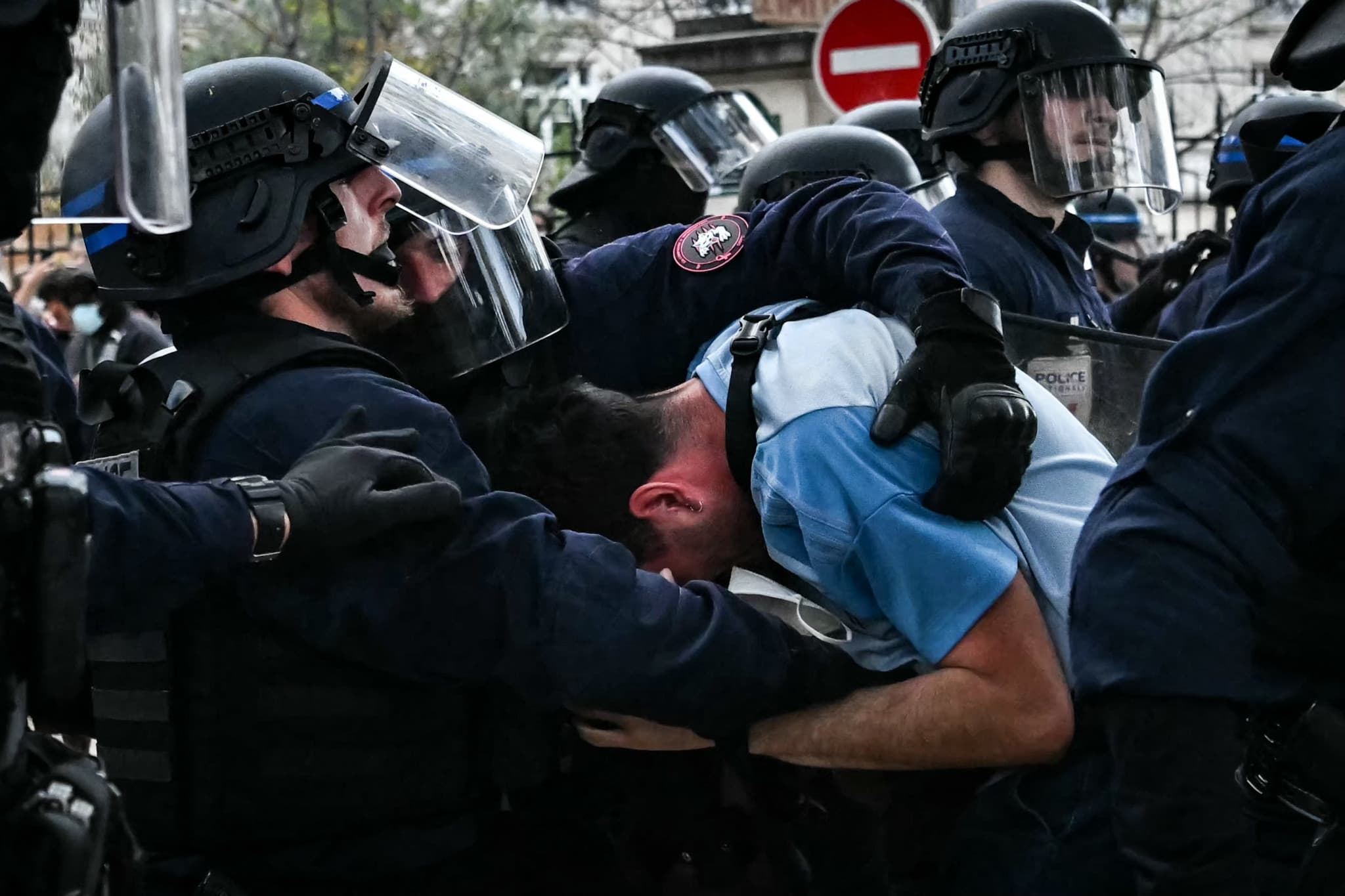 Colère en France: Près de 8000 gardes à vue depuis le début du mouvement lycéen