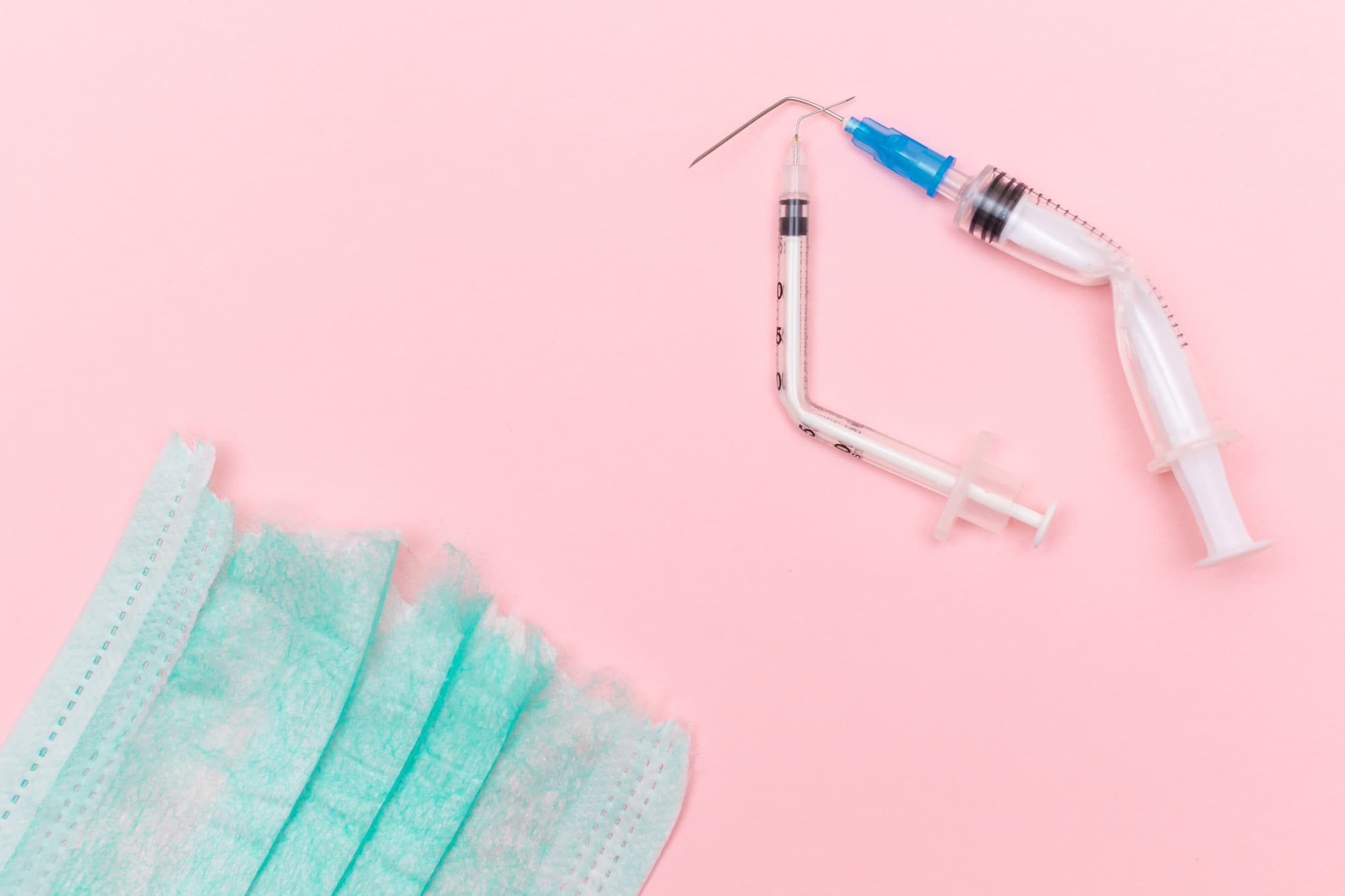 Recherches sur le Covid: L’étude qui alimentait les théories antivax retirée