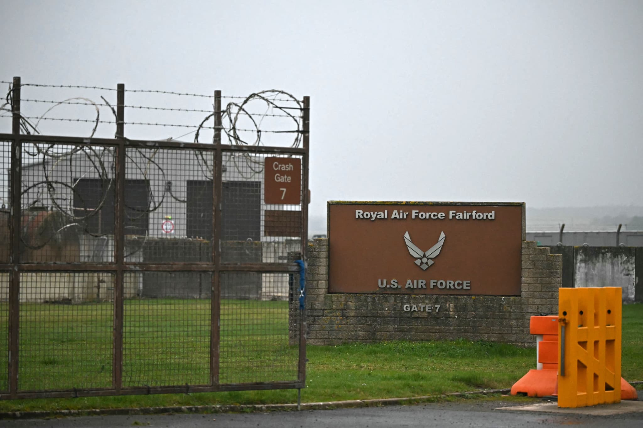 Incident majeur en Angleterre: Des suspects arrêtés près d’une base secrète de l’US Air Force en Angleterre