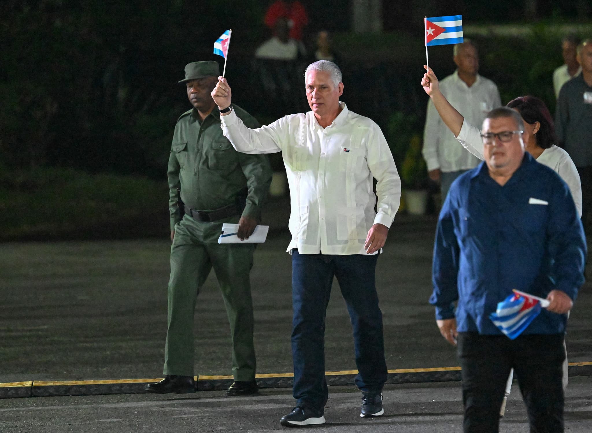 Pression maximale: Le président de Cuba accuse les États-Unis de vouloir «s’approprier» l’île