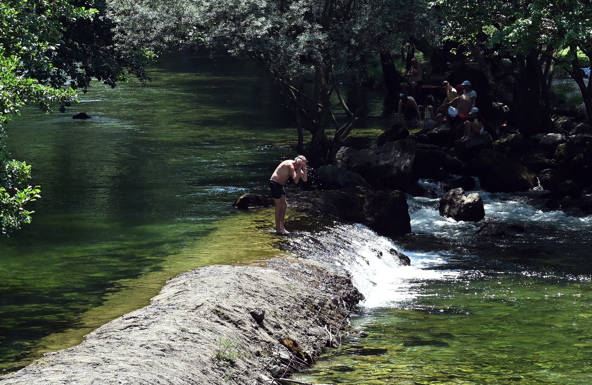 Macédoine du Nord: Plus de 3000 habitants intoxiqués par l’eau du robinet au sud-ouest du pays