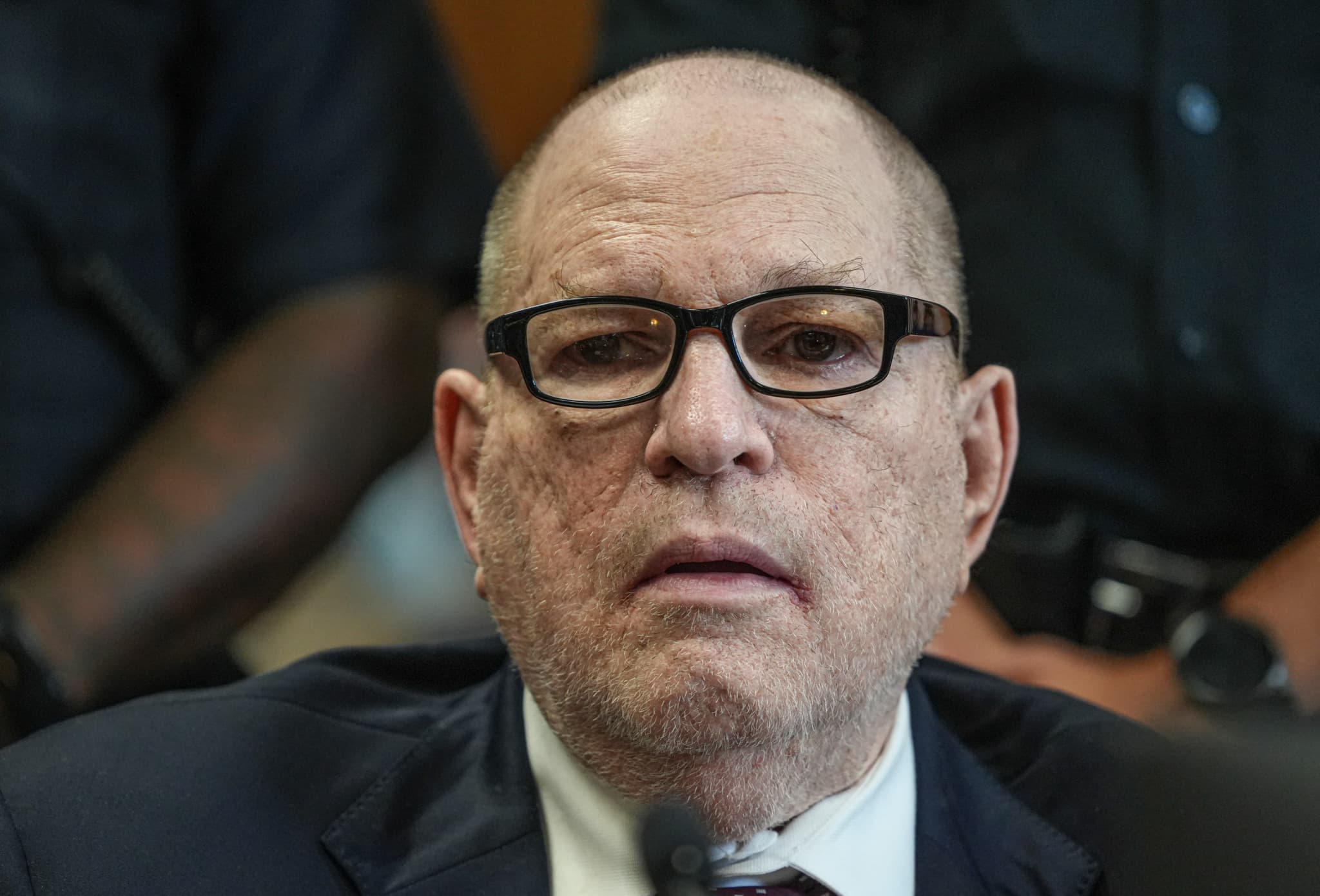 Justice à New York: Harvey Weinstein à nouveau condamné à 15 ans de prison pour agression sexuelle