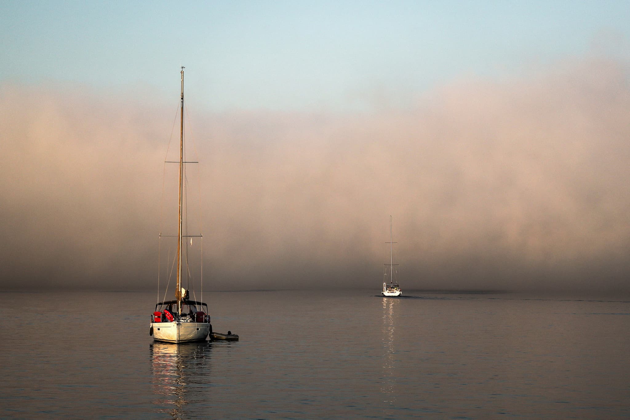 Mystère en Grèce: Un brouillard dense et inédit recouvre les îles des Cyclades