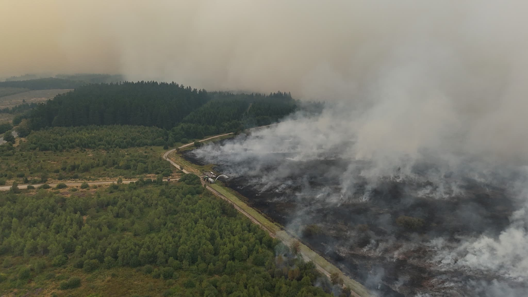En vidéo: Les images de l’incendie hors norme qui frappe la Belgique