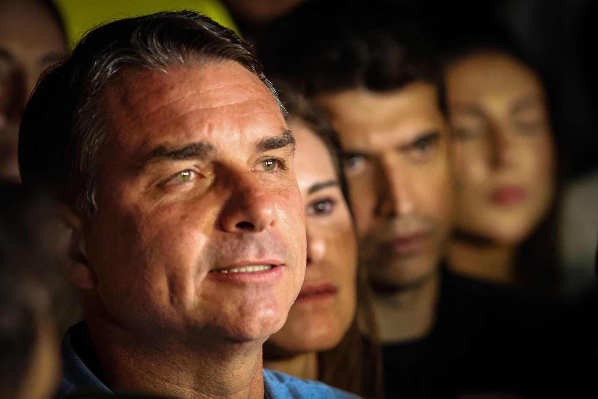 Présidentielle au Brésil: Flavio Bolsonaro devance Lula au premier tour et crée la surprise