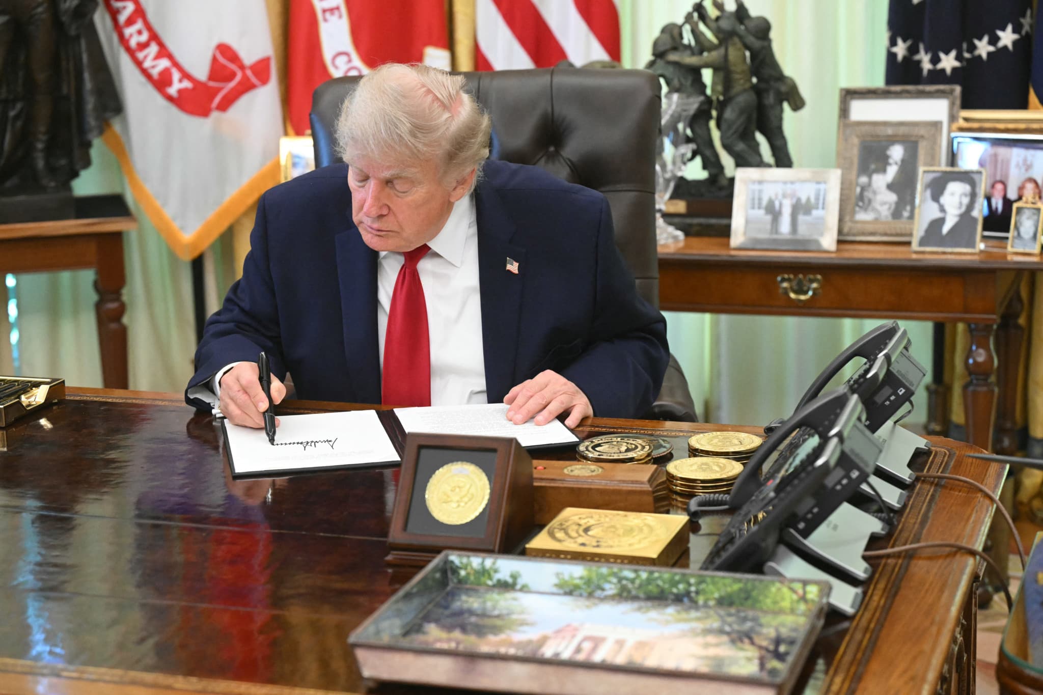 Les coulisses de la présidence: Un livre révèle comment Donald Trump gère la Maison-Blanche à l’instinct