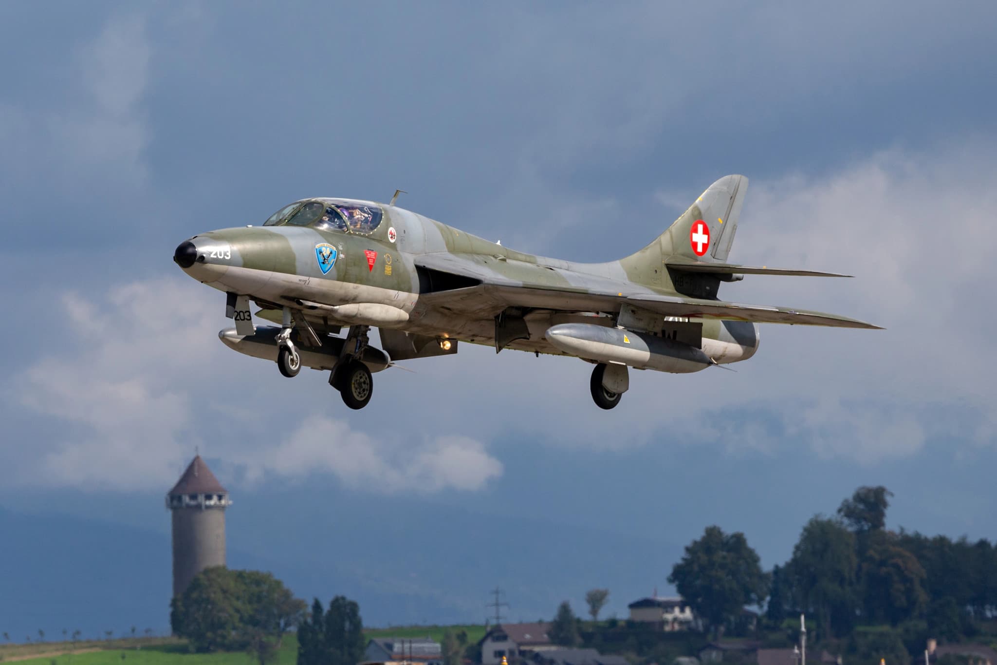 Crash en Californie: Un ancien avion de chasse suisse s’abîme dans le Pacifique