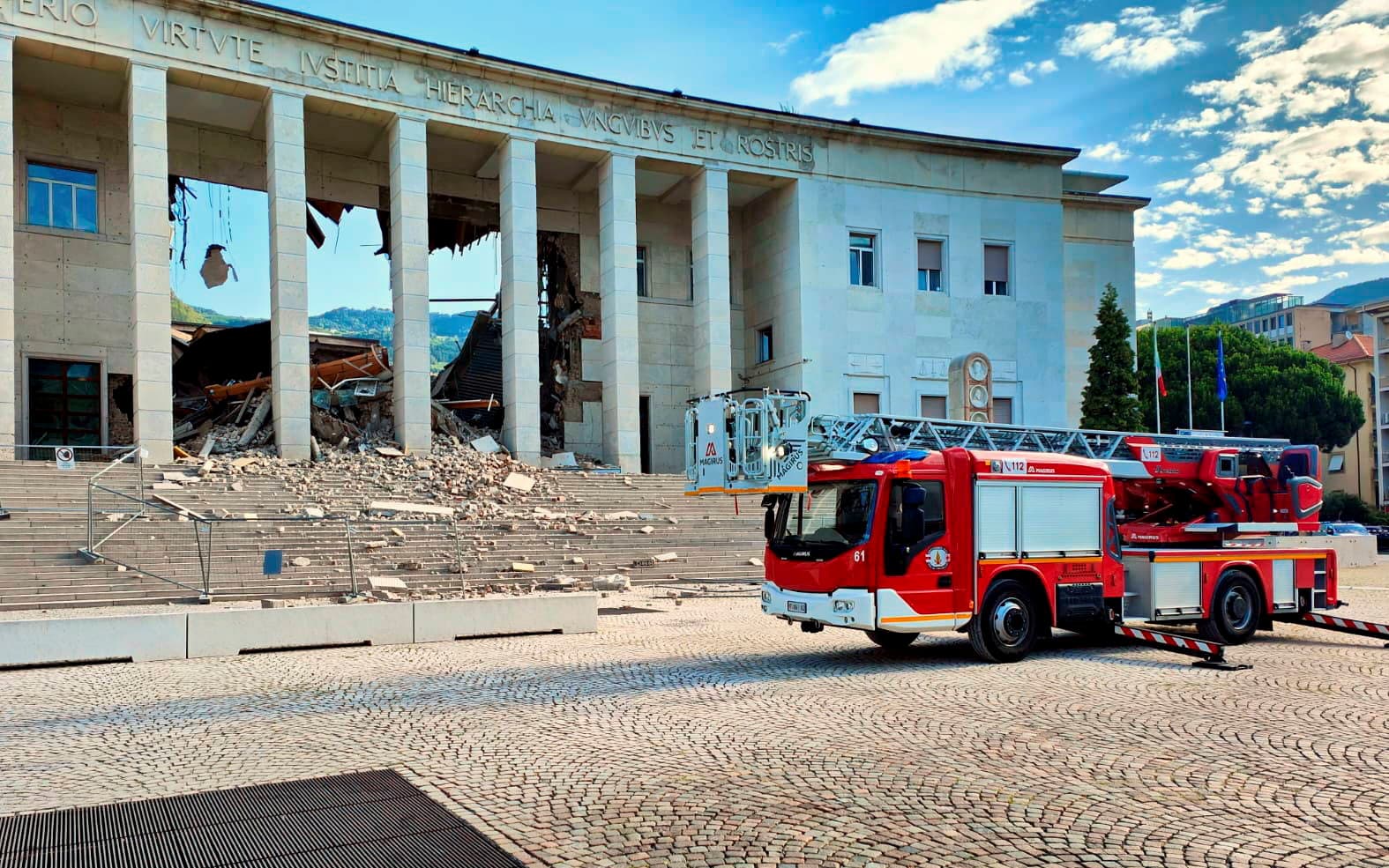 Stupeur en Italie: Le toit d’un tribunal construit par Mussolini s’effondre
