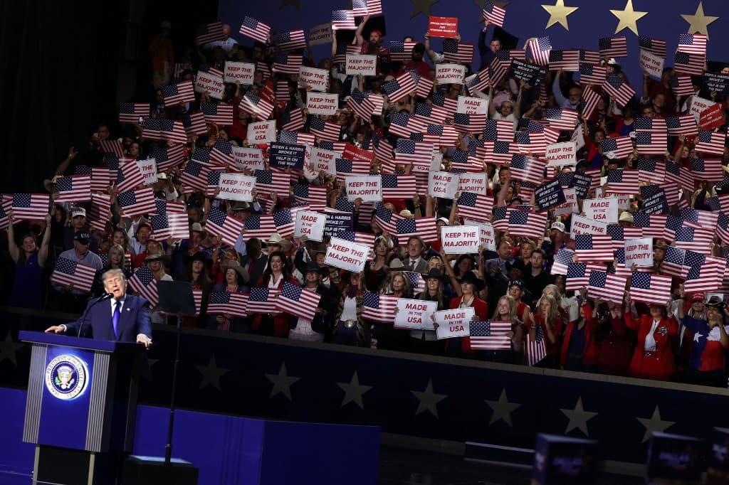 Midterms aux États-Unis: Trump pourrait-il vraiment offrir 5000 dollars aux citoyens américains?