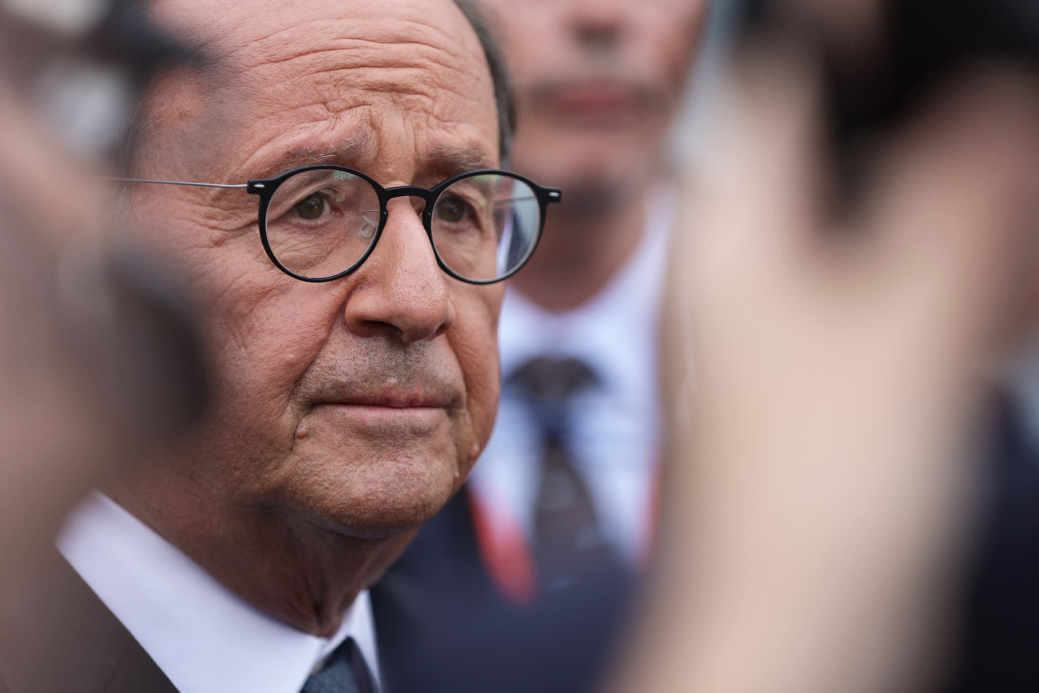Présidentielle française: François Hollande publie un livre et prépare son retour
