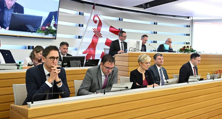 Le Parlement entérine la nouvelle répartition des départements