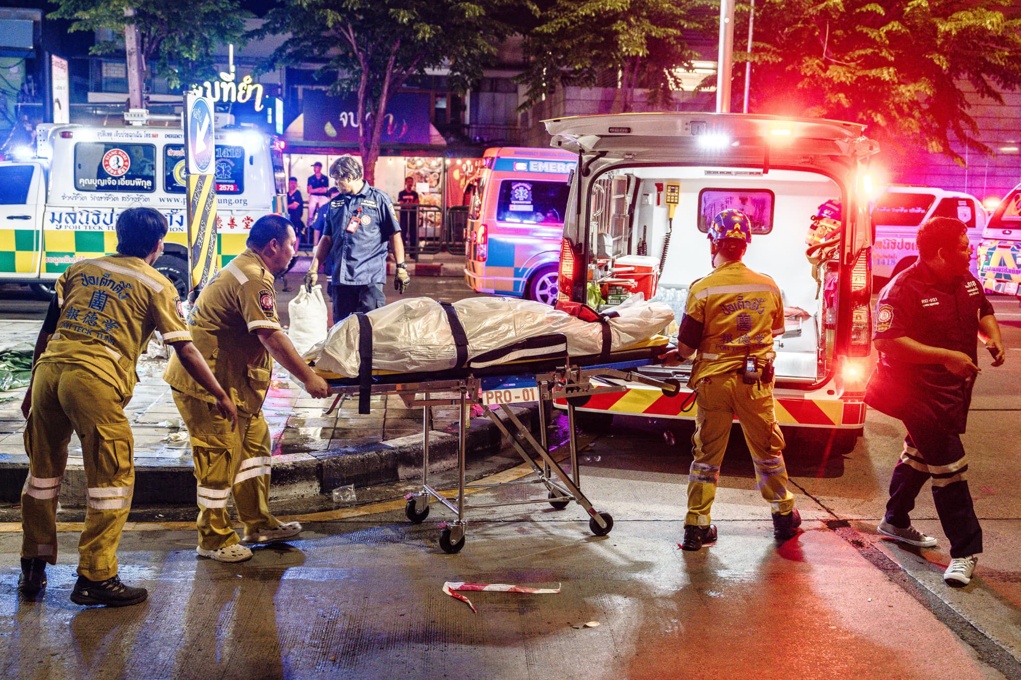 Drame en Thaïlande: L’incendie d’un bar de la banlieue de Bangkok fait au moins 27 morts