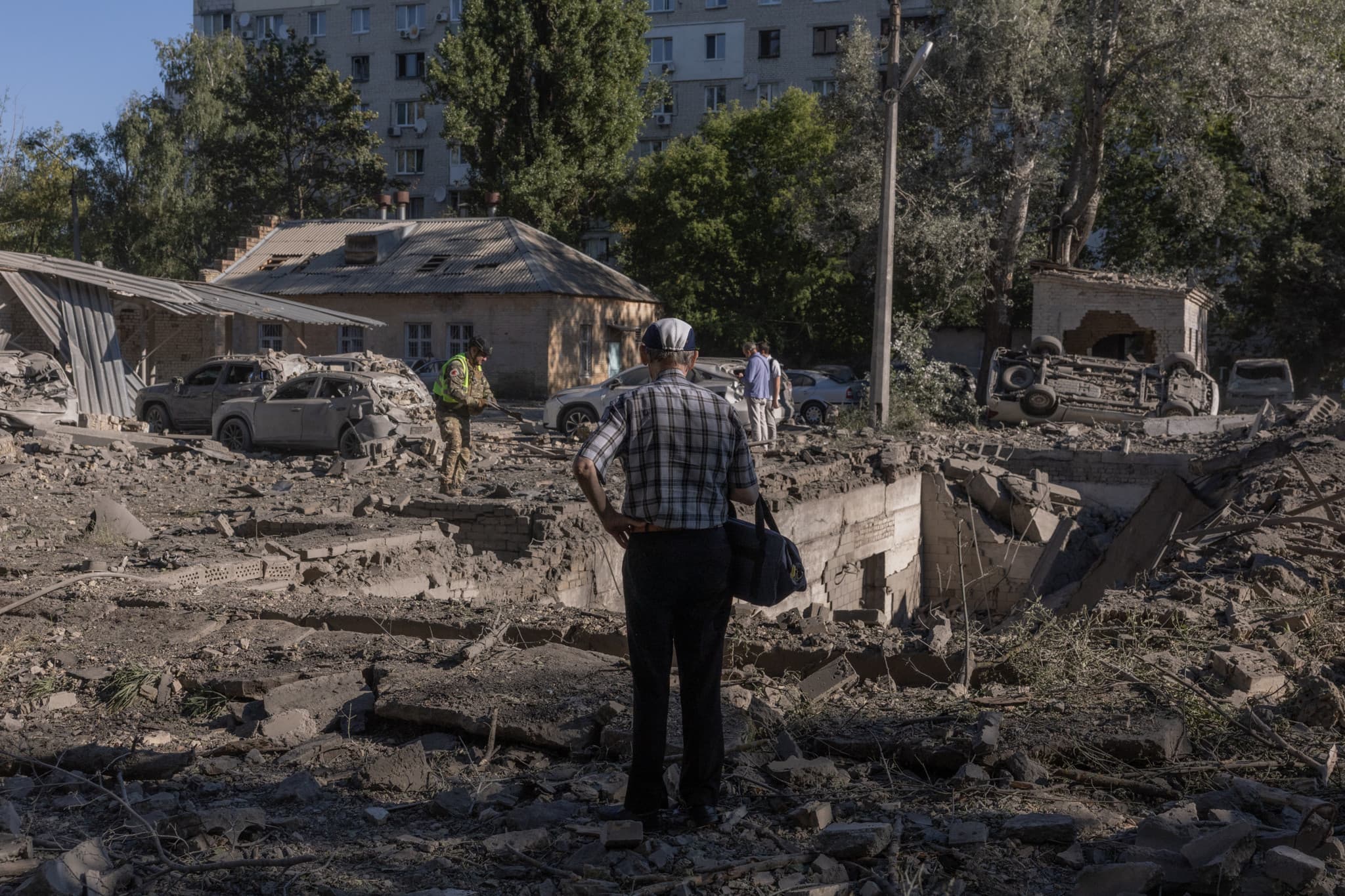 Guerre en Ukraine: Une frappe massive sur Kiev fait au moins seize morts