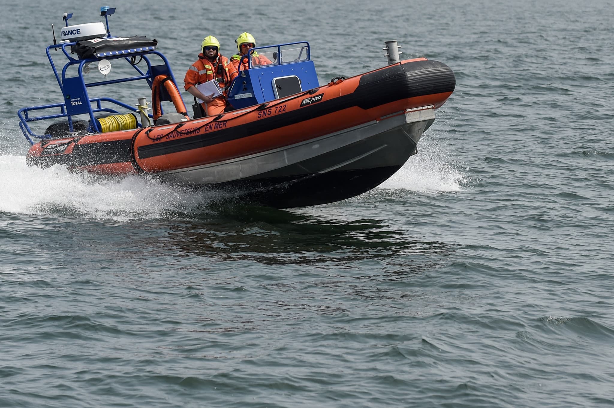 Baie de Cannes: Deux bateaux entrent en collision, un homme porté disparu