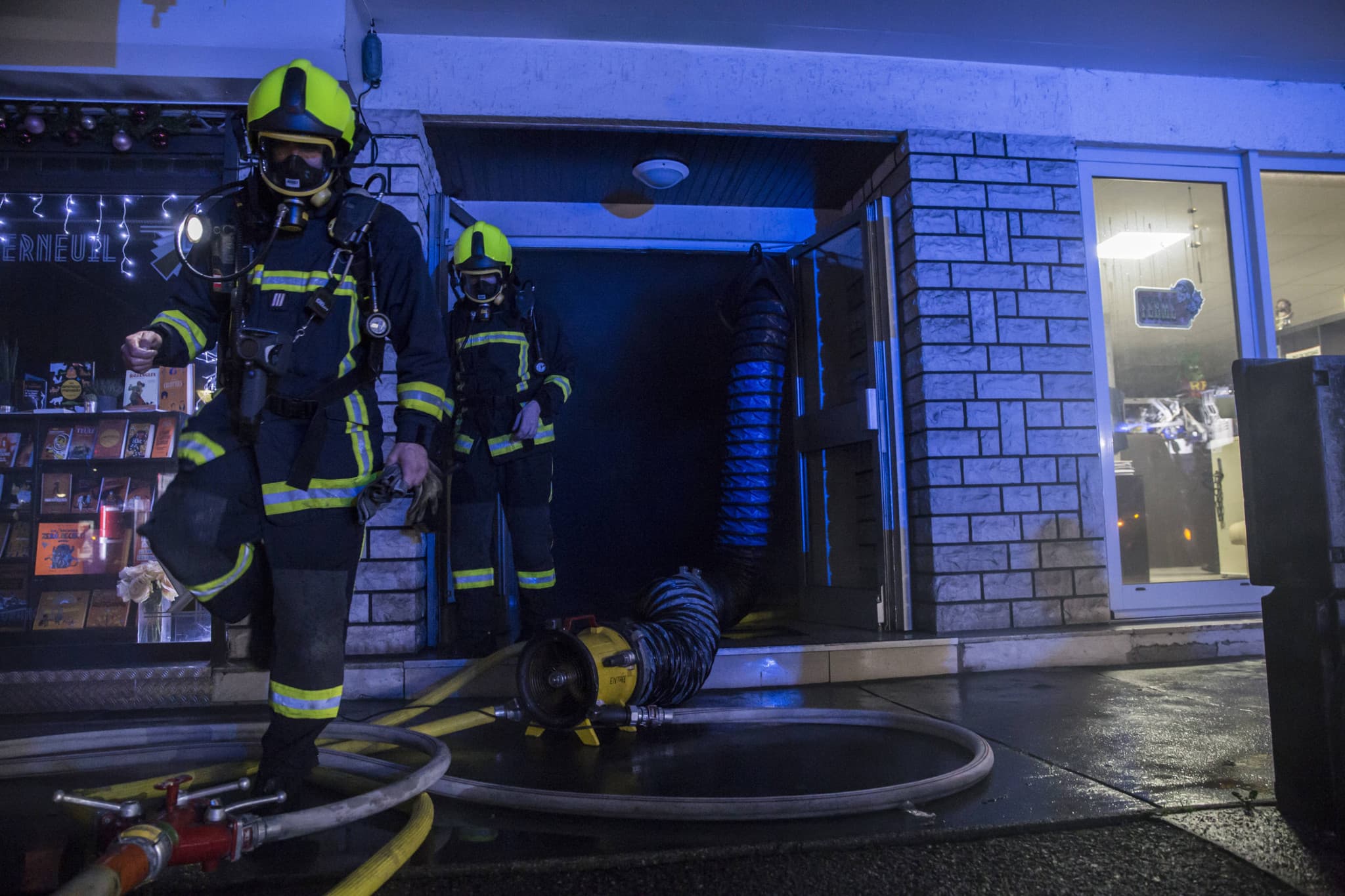 Vallée de l’Arve: Une discothèque ravagée par les flammes en Haute-Savoie