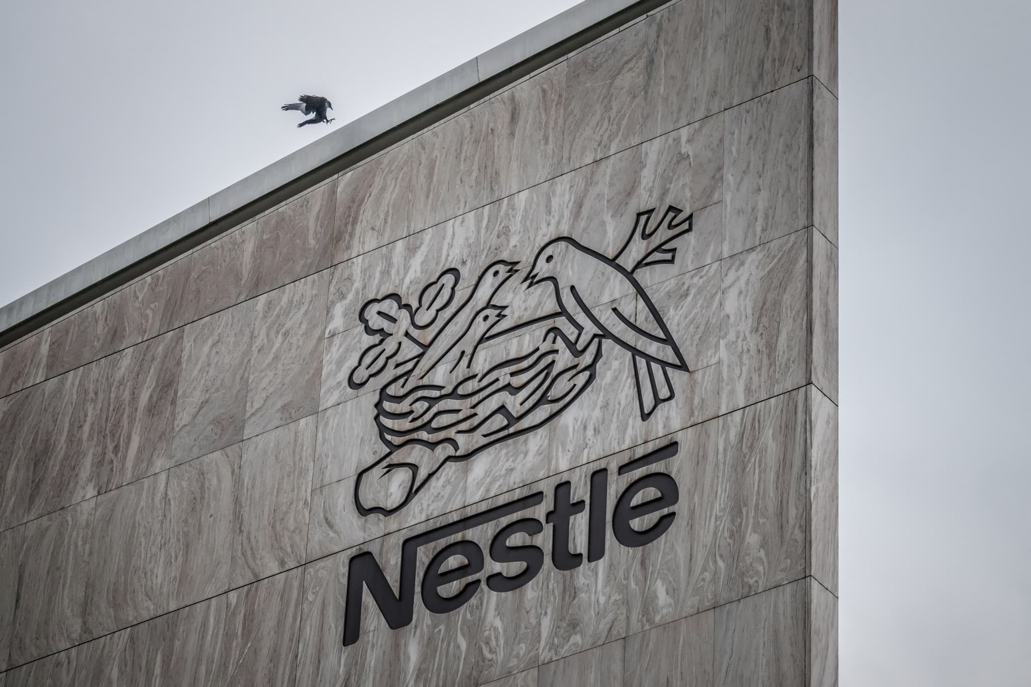 Le géant veveysan en Russie: Poutine place deux filiales de Nestlé sous tutelle russe