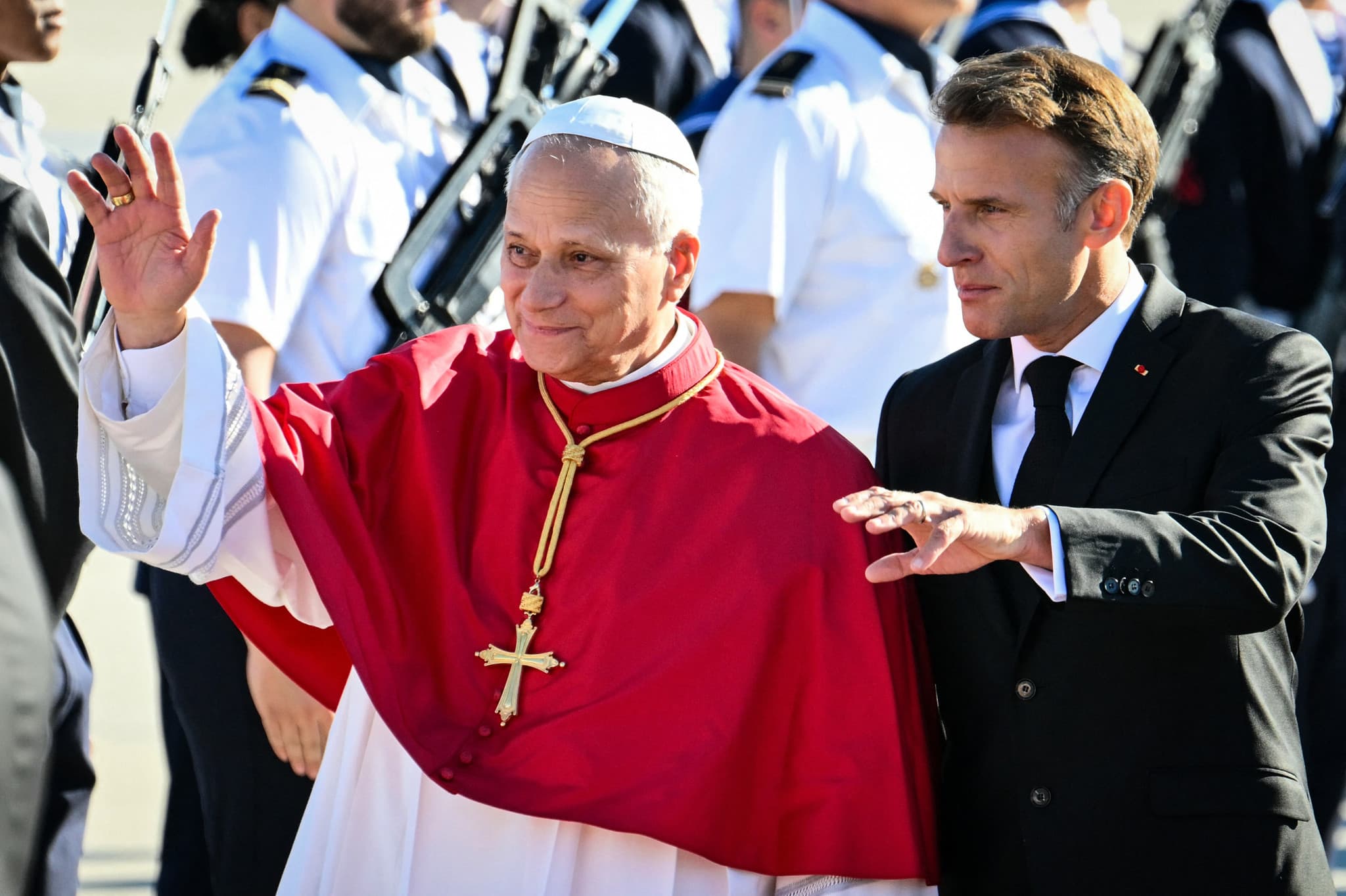 Léon XIV en France: Le pape démarre son marathon de quatre jours à Paris