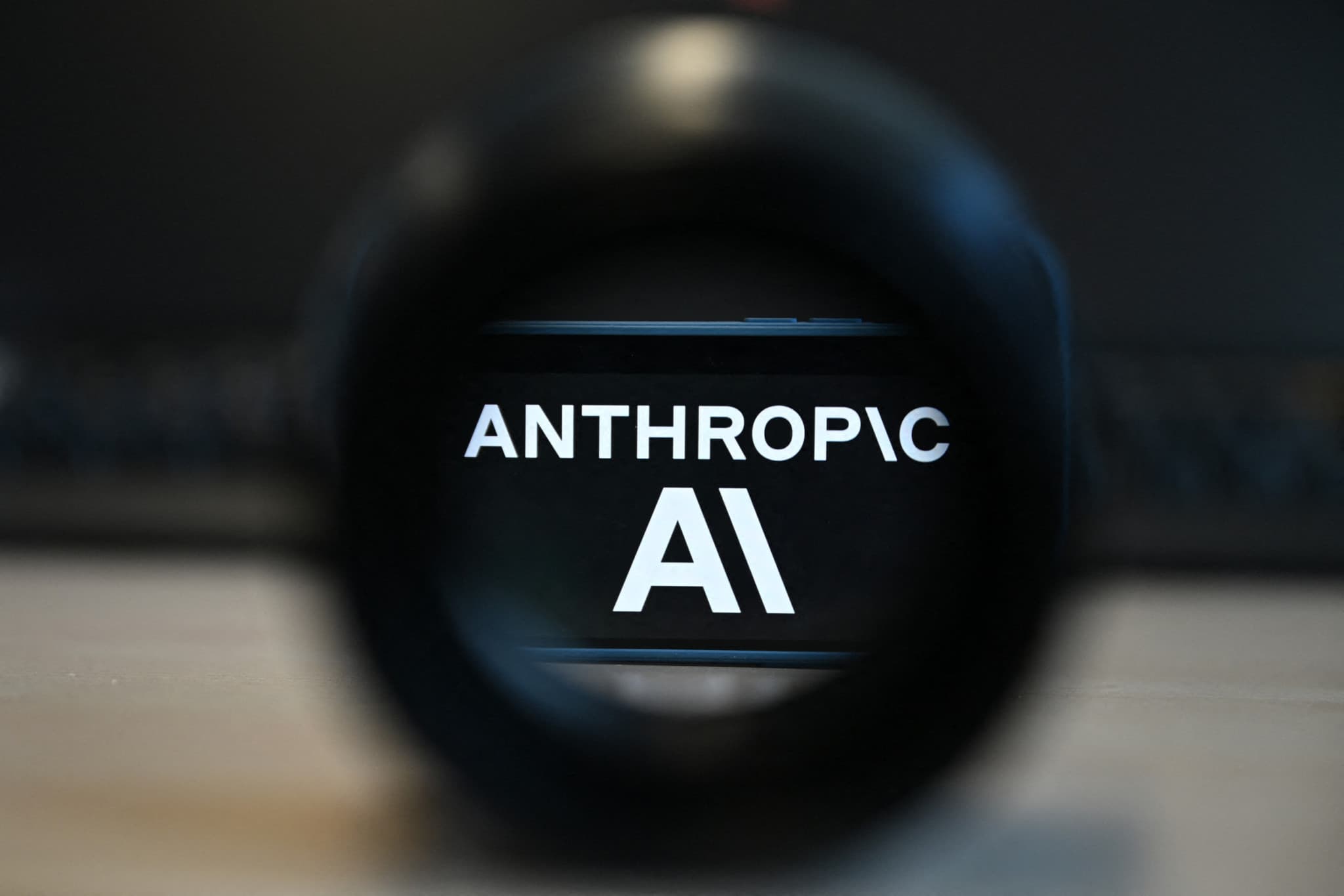 Intelligence artificielle: Restrictions levées sur les modèles les plus puissants d’Anthropic