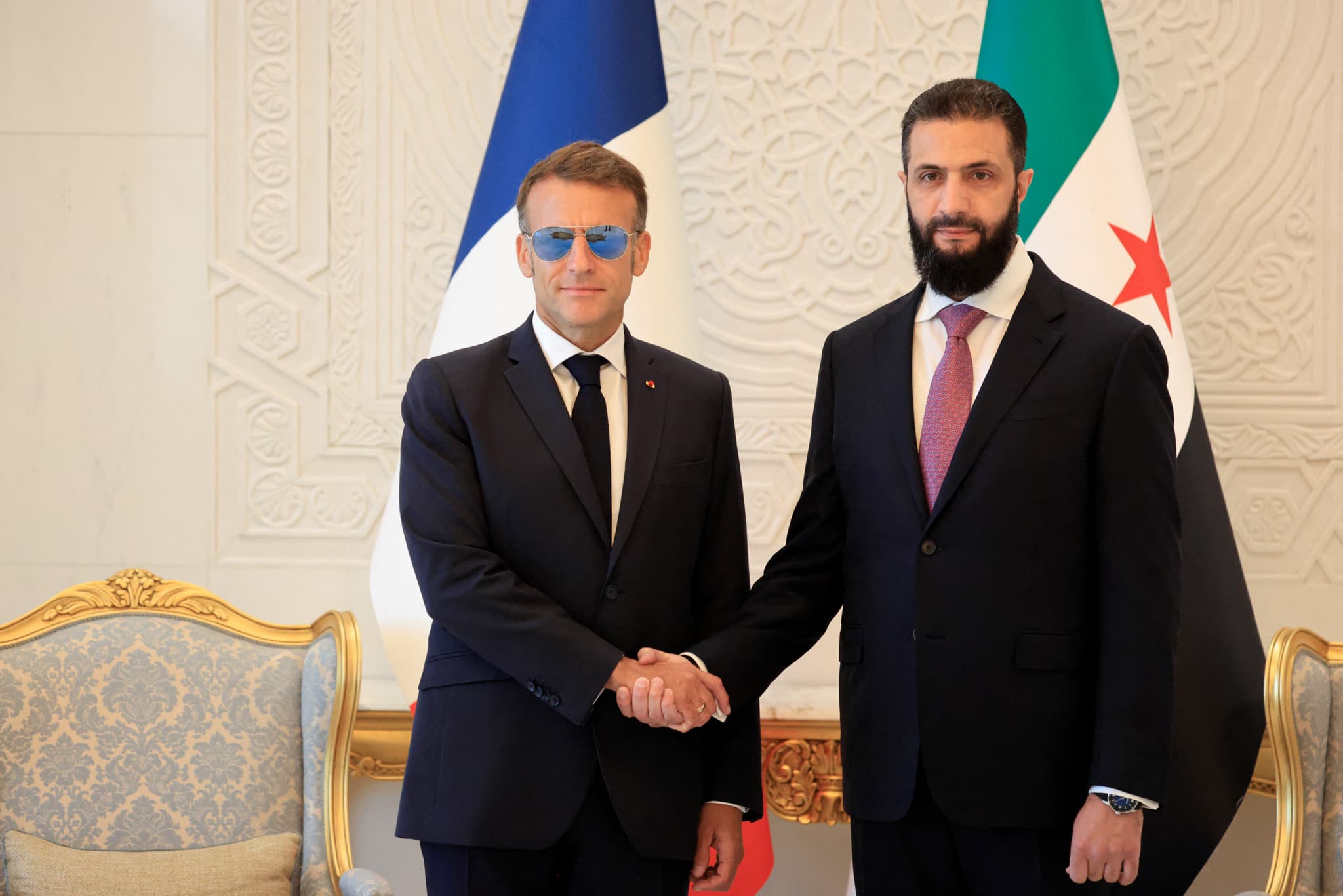 Visite présidentielle en Syrie: Deux explosions ont retenti près de l’hôtel d’Emmanuel Macron à Damas